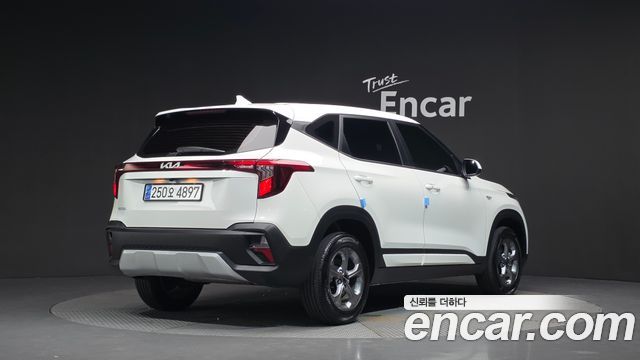 Kia Seltos из Кореи Encar