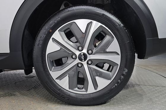 Kia Niro Earth — пробег 11 543 км — фото 5 из 5
