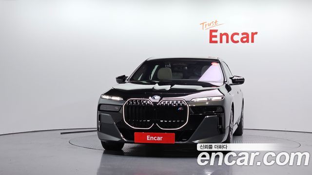 BMW i7 из Кореи Encar