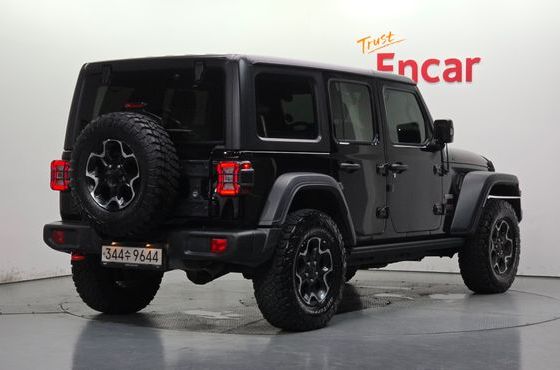 Jeep Wrangler 2.0 Rubicon Recon 4Door Recon Edition — пробег 99 636 км — фото 2 из 5
