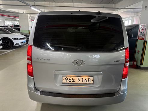 Hyundai Starex 5-Seater VAN Smart — пробег 102 060 км — фото 4 из 5
