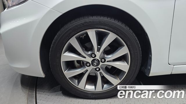 Hyundai Accent из Кореи Encar