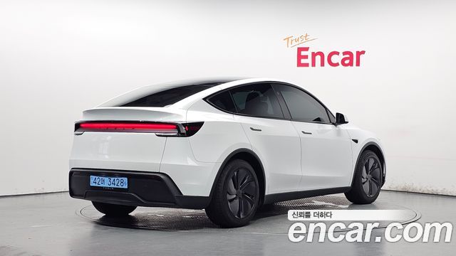 Tesla Model Y из Кореи Encar