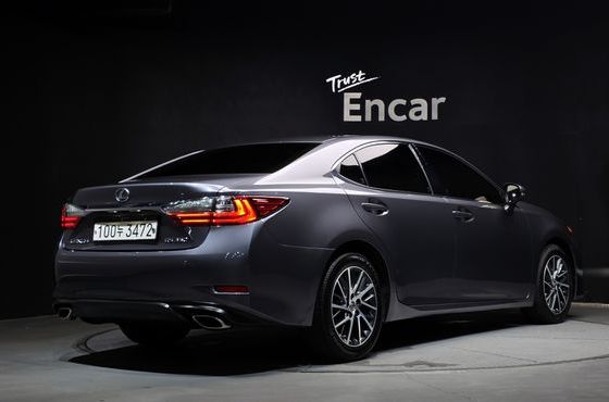 Lexus ES Supreme XV60 — пробег 48 564 км — фото 2 из 5