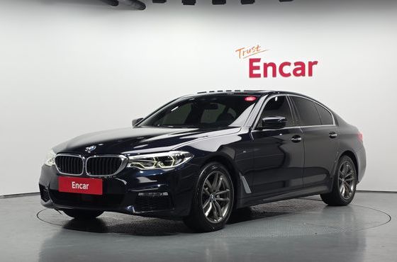 BMW 5-Series 520d xDrive M Sport Package Plus — пробег 180 973 км — фото 1 из 5
