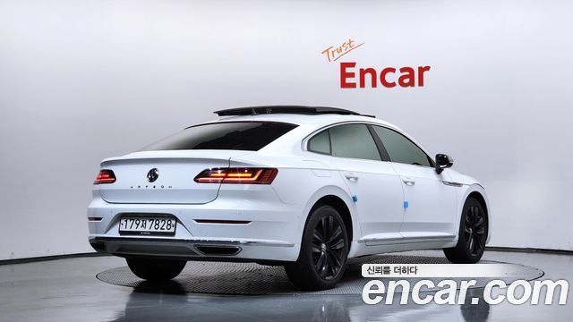 Volkswagen Arteon 2.0 TDI Prestige — пробег 85 768 км — фото 2 из 5