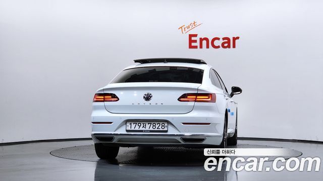 Volkswagen Arteon 2.0 TDI Prestige — пробег 85 768 км — фото 4 из 5