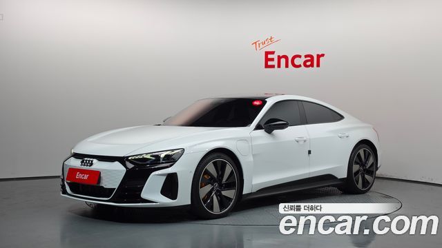 Audi e-tron GT GT quattro Premium — пробег 3 745 км — фото 1 из 5