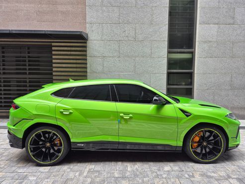 Lamborghini Urus 4.0 V8 S — пробег 5 500 км — фото 4 из 5