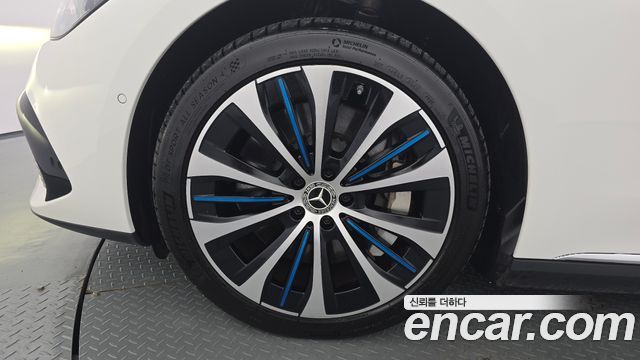Mercedes-Benz EQE из Кореи Encar
