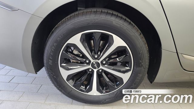 Kia K8 из Кореи Encar