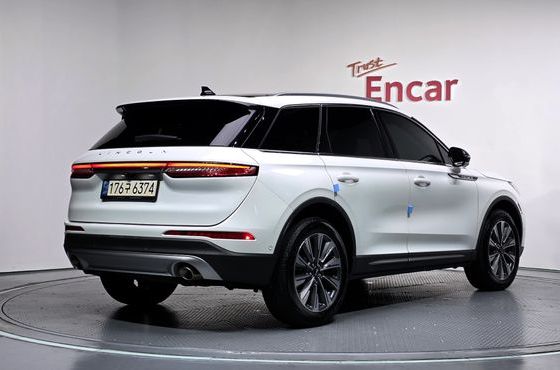 Lincoln Corsair 2.0 Reserve AWD — пробег 71 633 км — фото 2 из 5