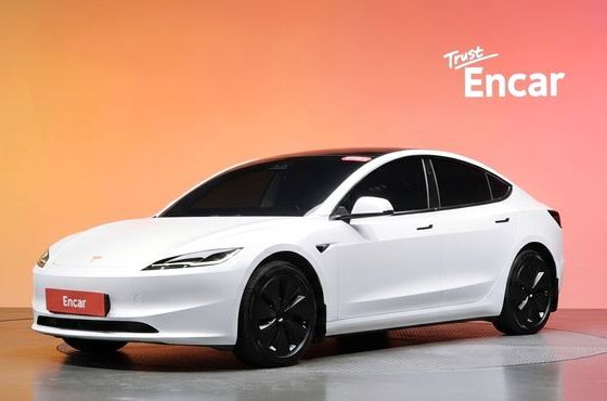 Tesla Model 3 Long Range AWD — пробег 54 062 км — фото 1 из 5