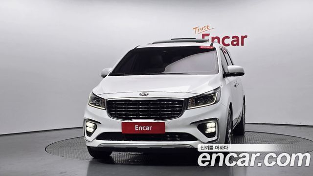 Kia Carnival из Кореи Encar