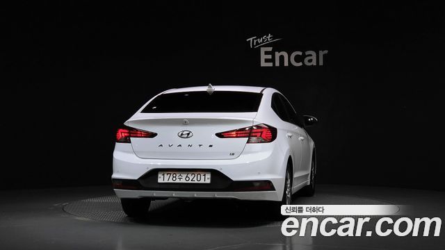 Hyundai AVANTE из Кореи Encar
