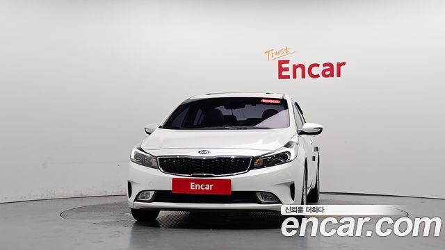 Kia K3 из Кореи Encar