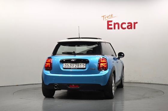 Mini Cooper HIGH Third Generation — пробег 70 888 км — фото 4 из 5