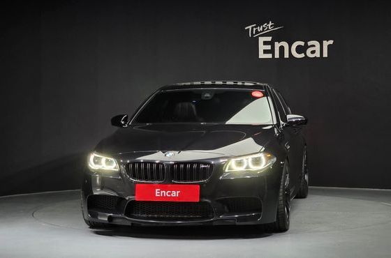 BMW M5 M5 Sedan — пробег 117 072 км — фото 3 из 5