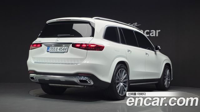 Mercedes-Benz GLS-Class GLS450 4MATIC — пробег 9 367 км — фото 2 из 5