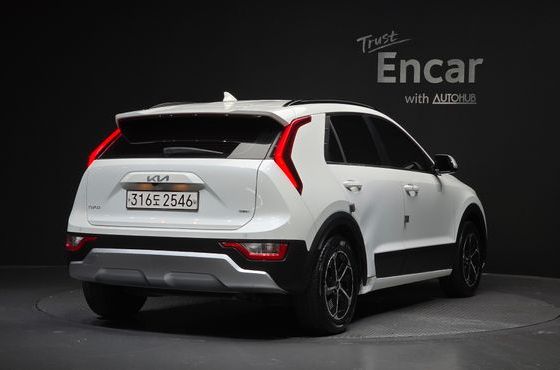 Kia Niro Trendy — пробег 146 199 км — фото 2 из 5