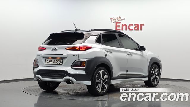 Hyundai Kona из Кореи Encar