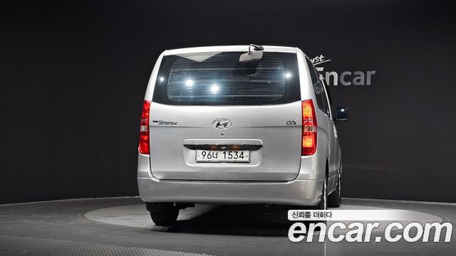Hyundai Starex 5-Seater VAN CVX Luxury — пробег 41 162 км — фото 4 из 5