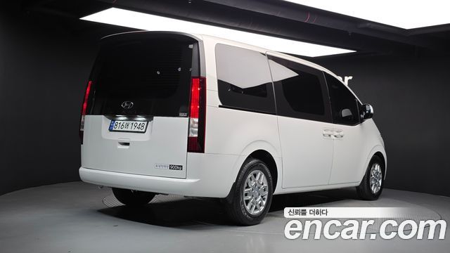 Hyundai Staria из Кореи Encar