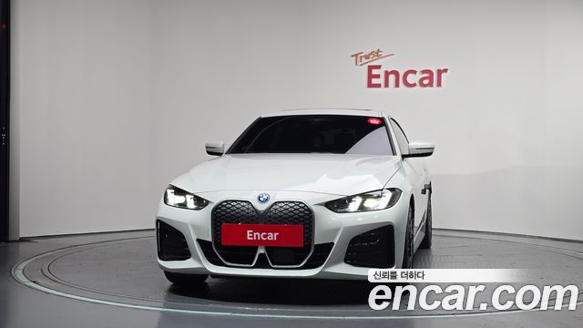 BMW i4 eDrive40 M Sports — пробег 17 548 км — фото 3 из 5