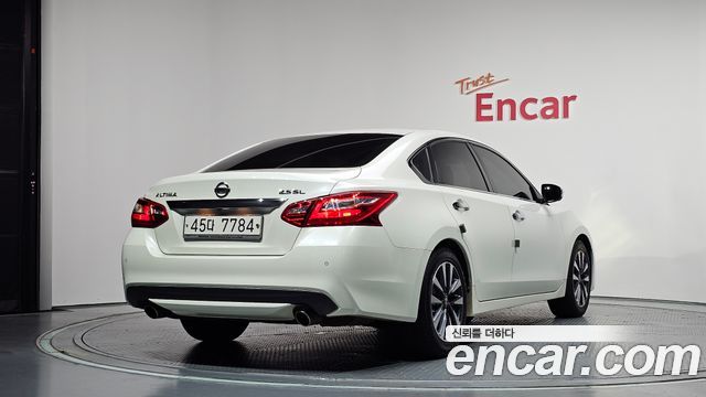 Nissan Altima из Кореи Encar