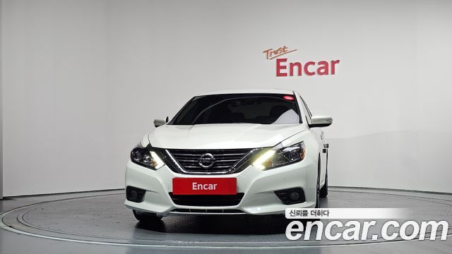 Nissan Altima из Кореи Encar