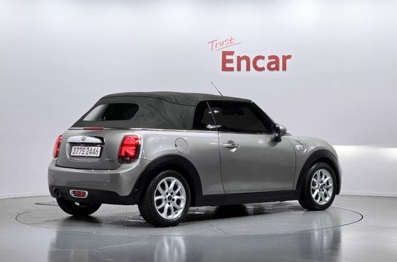 Mini Cooper Convertible Standard 3rd Generation — пробег 153 669 км — фото 2 из 5