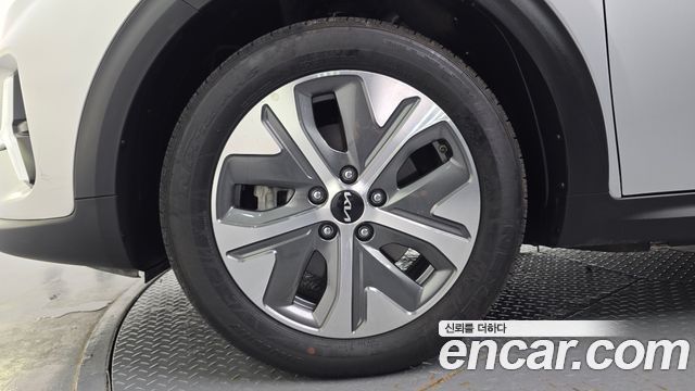 Kia Niro Air — пробег 32 302 км — фото 5 из 5