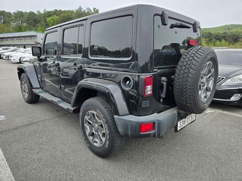 Jeep Wrangler 3.6 Sahara 4Door — пробег 174 476 км — фото 3 из 5