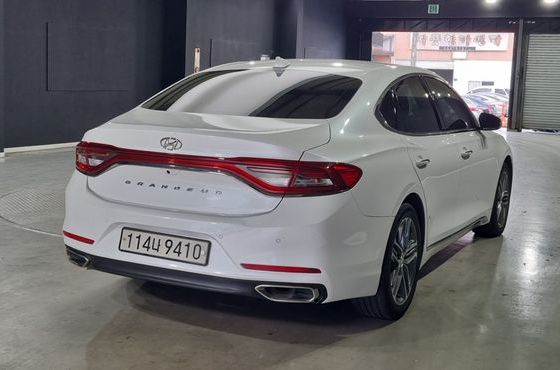 Hyundai Grandeur 3.0 Modren Basic (Rental car) — пробег 134 789 км — фото 2 из 5