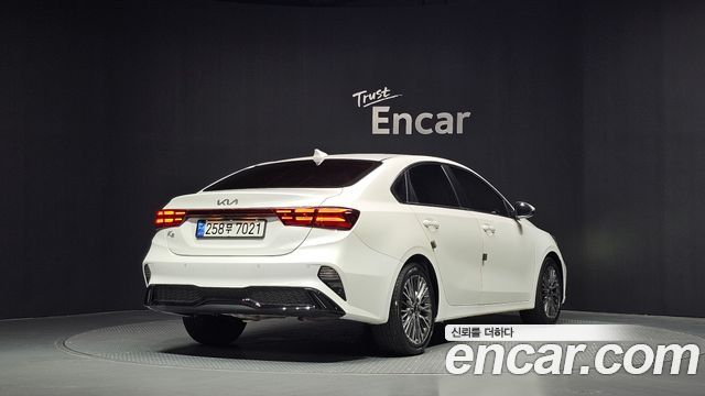 Kia K3 из Кореи Encar
