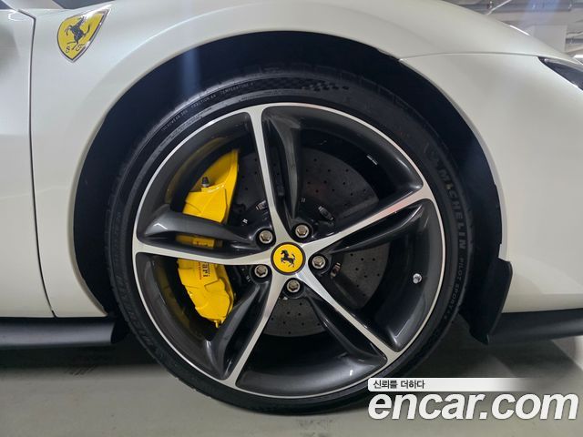 Ferrari 296 из Кореи Encar