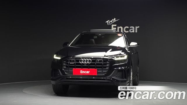 Audi Q8 55 TFSI Quattro Premium — пробег 81 202 км — фото 3 из 5