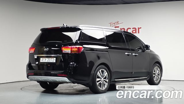 Kia Carnival из Кореи Encar