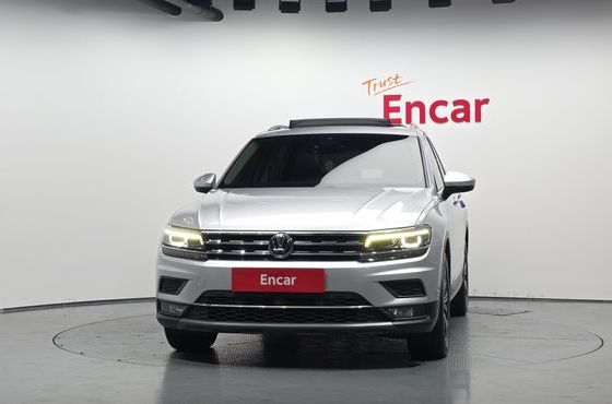 Volkswagen Tiguan 2.0 TDI Prestige — пробег 130 006 км — фото 3 из 5