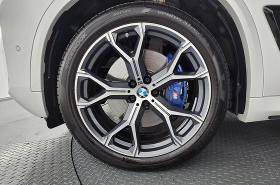 BMW X5 xDrive 40i M Sport — пробег 15 900 км — фото 5 из 5