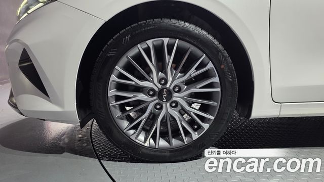 Kia K3 из Кореи Encar