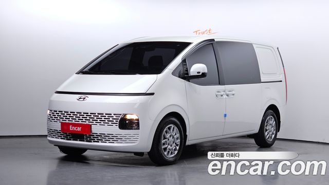 Hyundai Staria Cargo 5-Seater Modern — пробег 1 115 км — фото 1 из 5