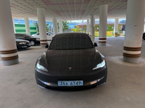 Tesla Model 3 RWD — пробег 28 184 км — фото 1 из 5