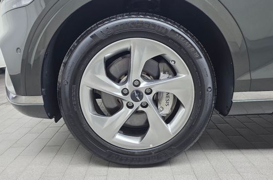 Genesis GV70 2.5T Gasoline AWD — пробег 11 809 км — фото 5 из 5