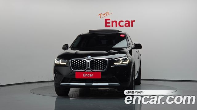 BMW X4 xDrive20i xLine — пробег 66 823 км — фото 3 из 5