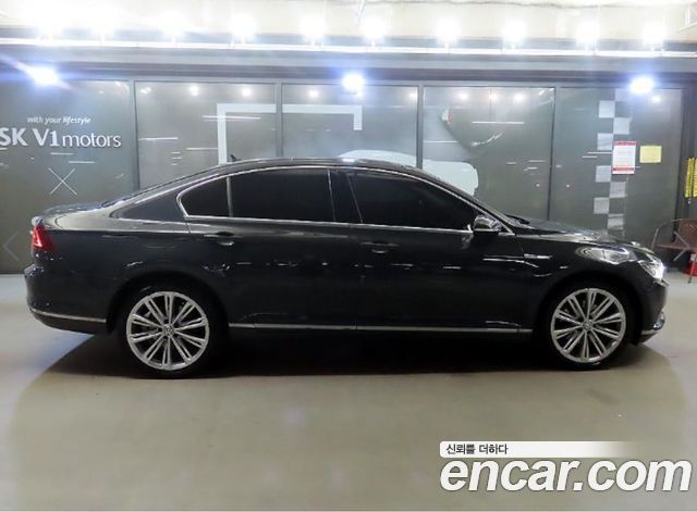 Volkswagen Passat 2.0 TDI 4Motion Prestige — пробег 110 933 км — фото 3 из 5