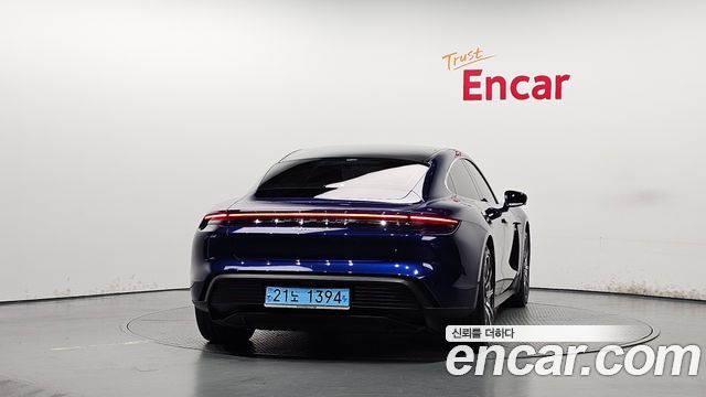 Porsche Taycan из Кореи Encar