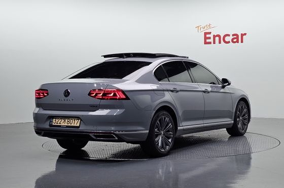 Volkswagen Passat 2.0 TDI 4Motion Prestige — пробег 69 500 км — фото 2 из 5