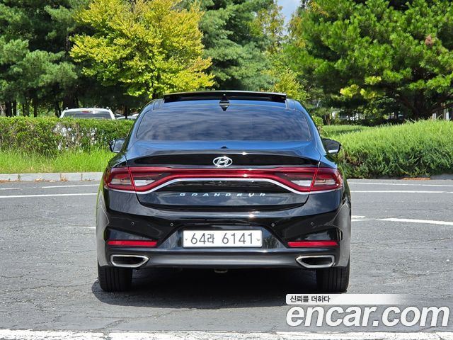 Hyundai Grandeur 2.4 Premium — пробег 180 923 км — фото 2 из 5