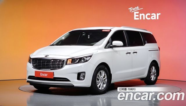 Kia Carnival 11-seater Luxury — пробег 46 319 км — фото 1 из 5